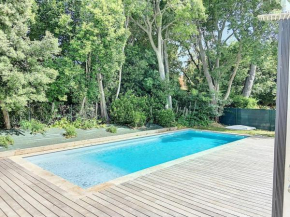 Appartement Standing avec Terrasse, Piscine et Accès Plage, 2 Chambres, Climatisé, Parking, PMR - FR-1-770-28